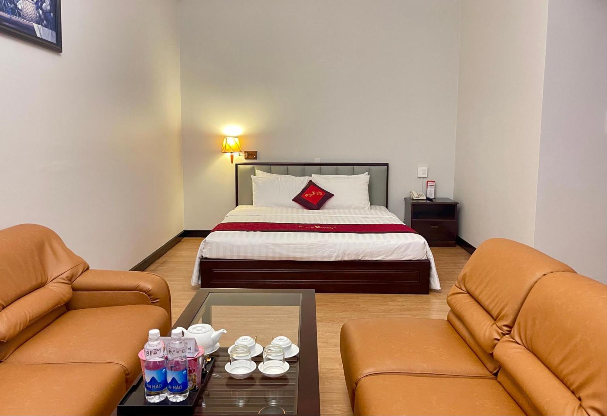 Dong Xuyen Hotel Лонгсюен Экстерьер фото